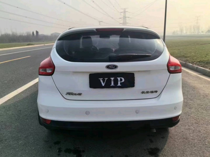 徐州16年福特福克斯6