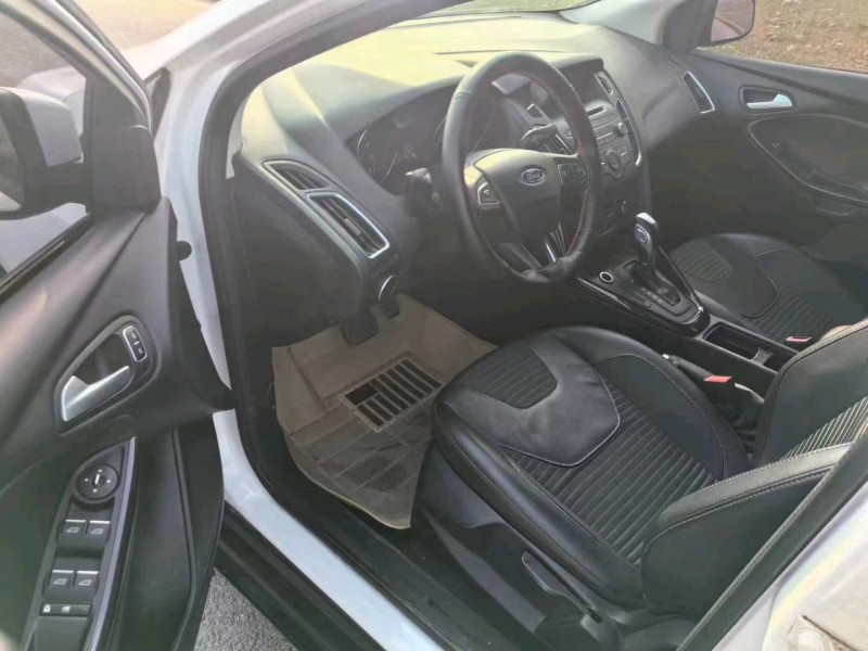 徐州16年福特福克斯9