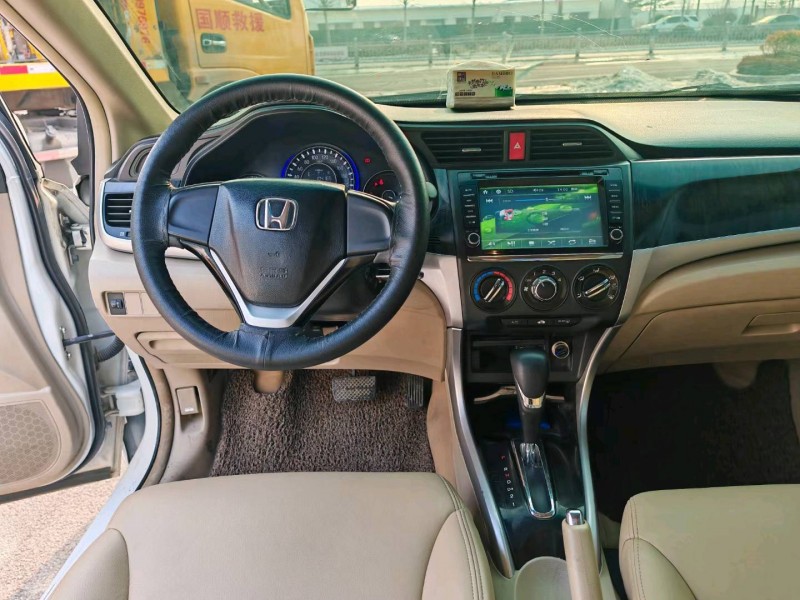 聊城14年本田凌派5