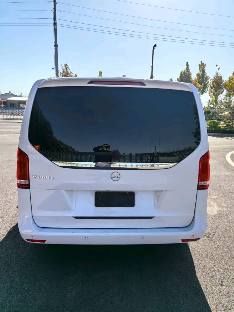 聊城20年奔驰V9