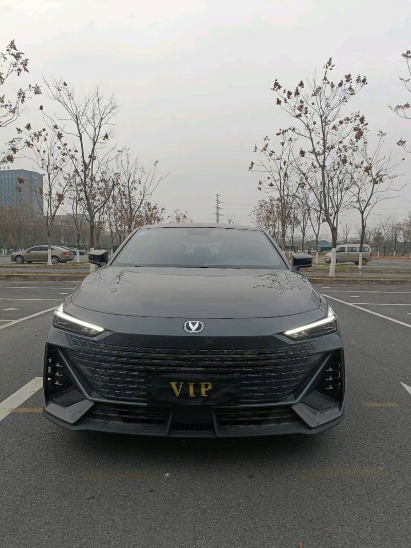 金華23年長安汽車UNI-V1