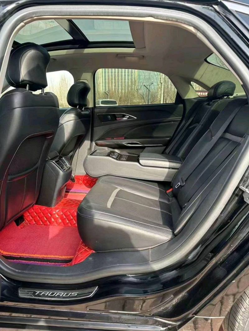 邯郸17年福特金牛座7