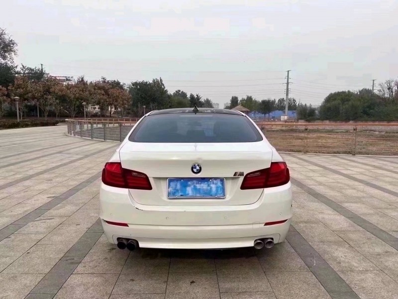 青岛13年宝马5系4