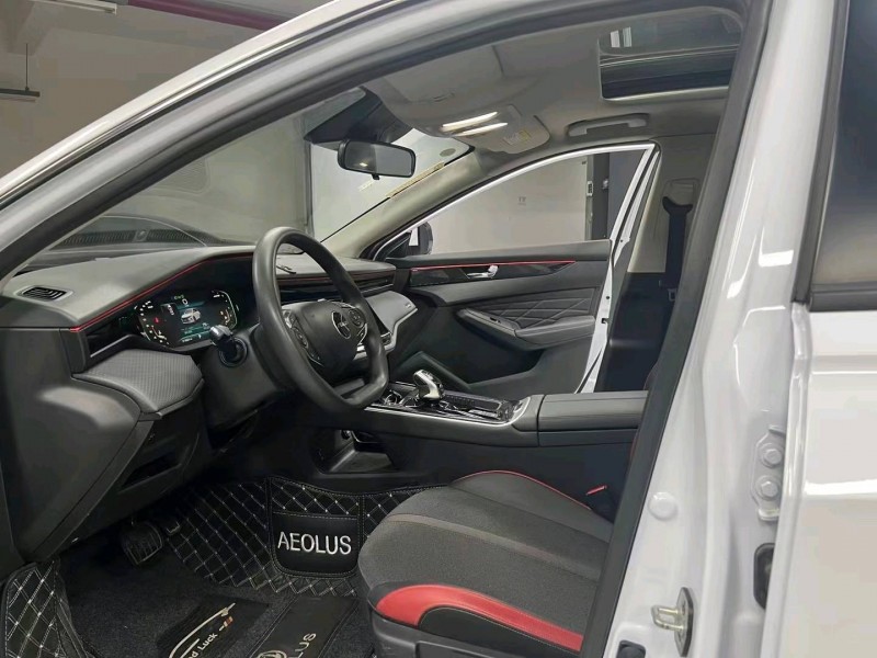 成都22年东风奕炫5