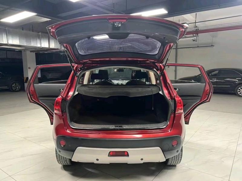 成都14年日产逍客8