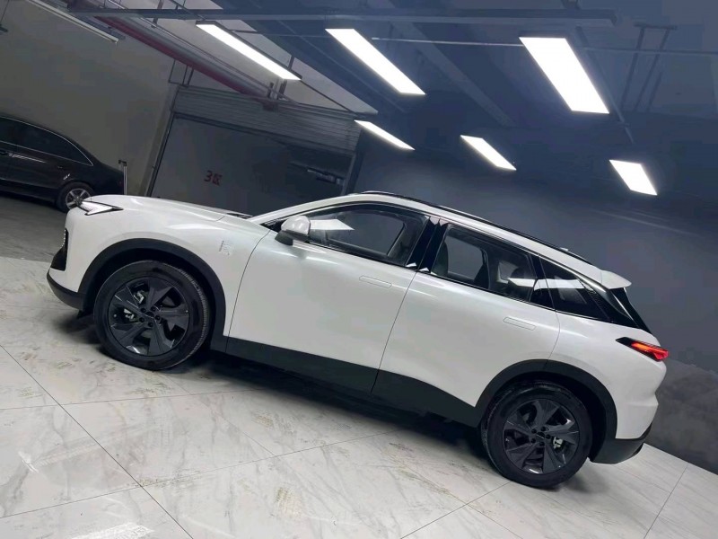 成都23年北汽制造魔方3