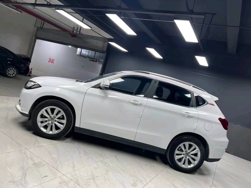 成都16年哈弗H23