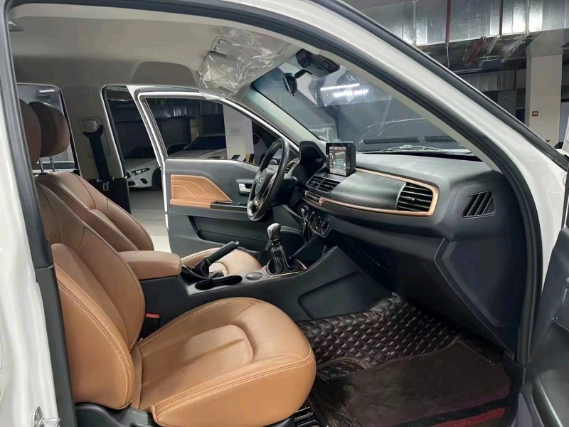 成都22年长城汽车风骏75