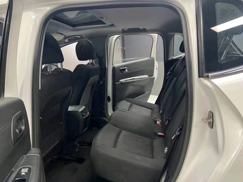 成都15年标致30088