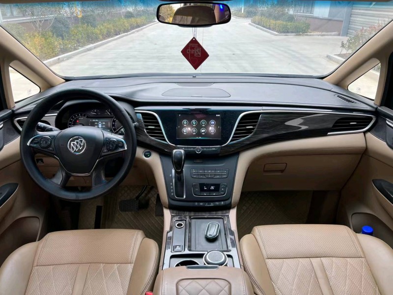 徐州19年别克GL84