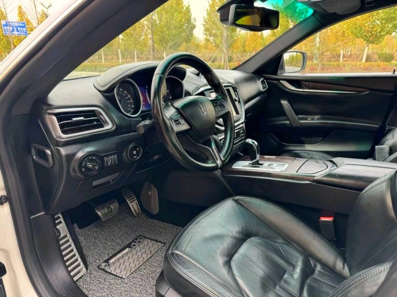 廊坊14年玛莎拉蒂Ghibli5