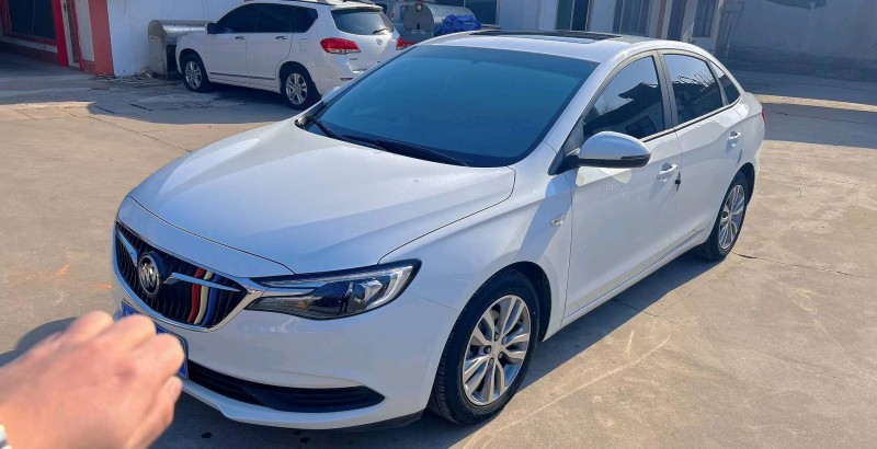 枣庄21年别克英朗2