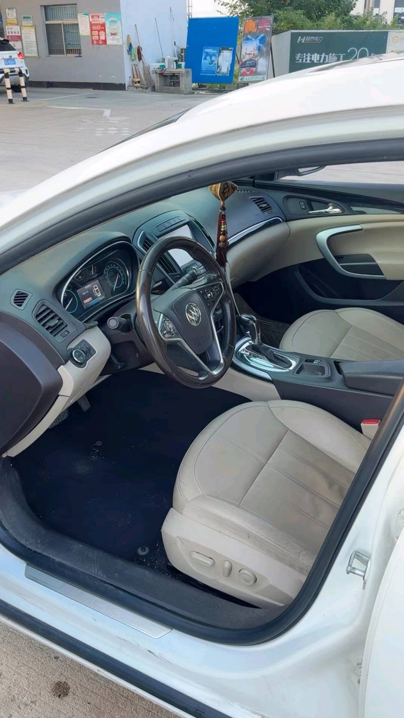 苏州14年别克君威7