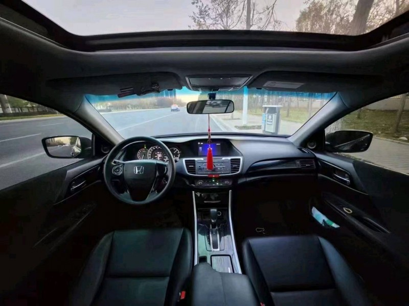 邯郸18年本田雅阁4