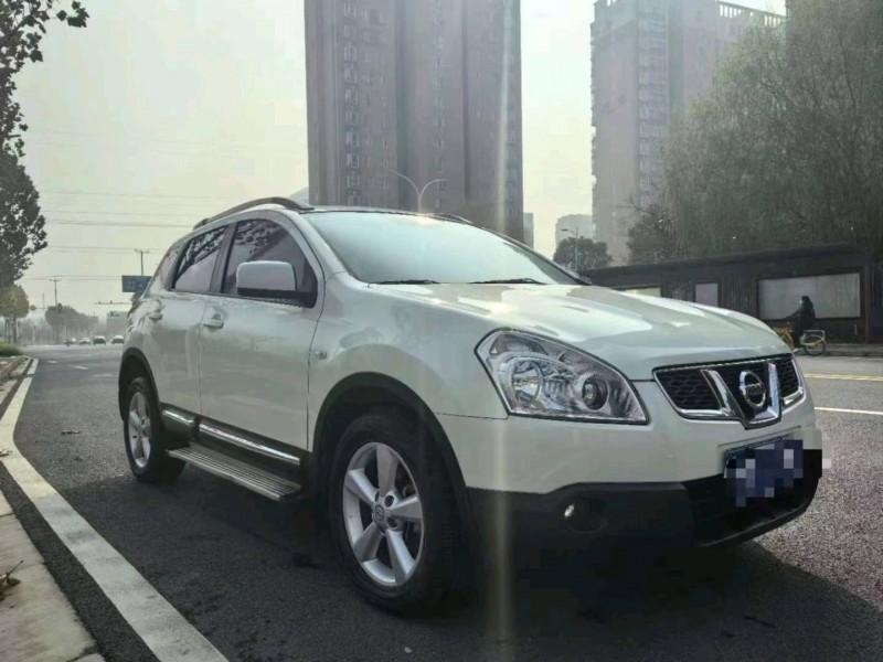 宜昌14年日產逍客2
