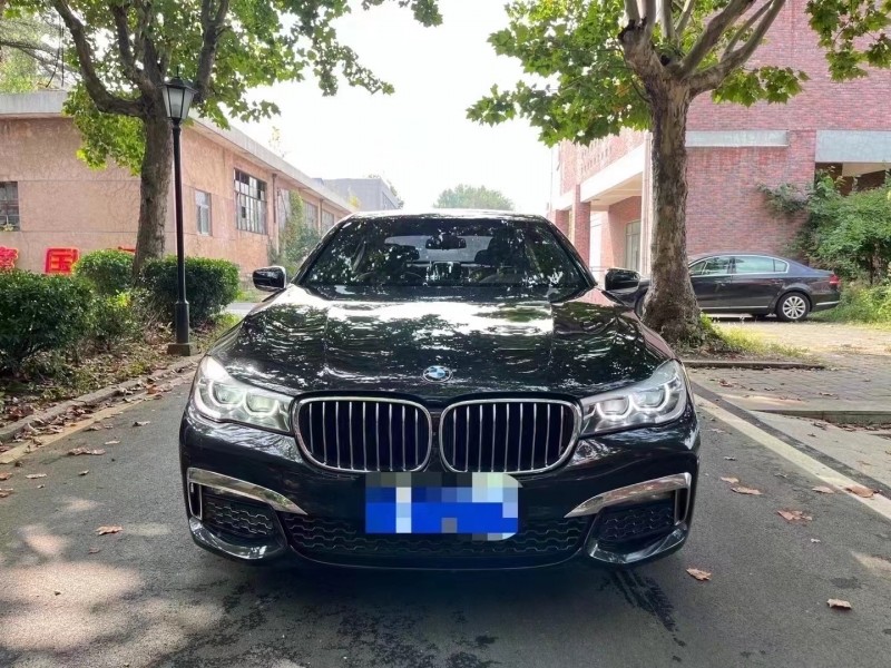 济宁18年宝马7系1