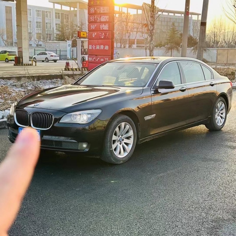 济南12年宝马7系2
