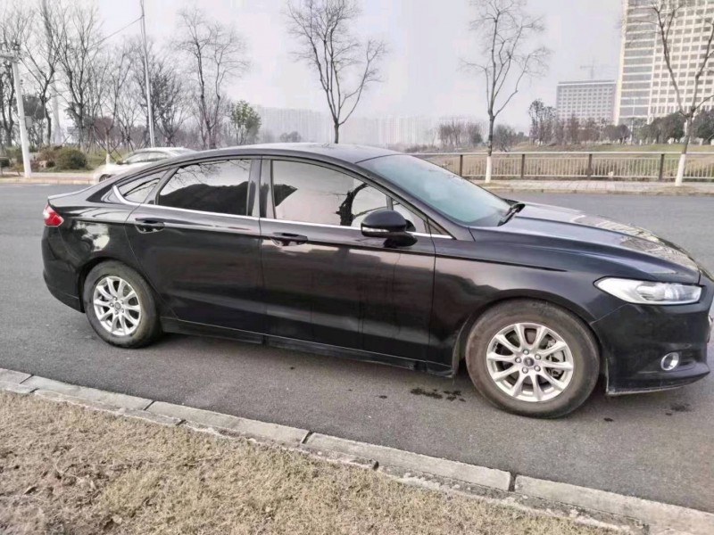 武汉16年福特蒙迪欧2