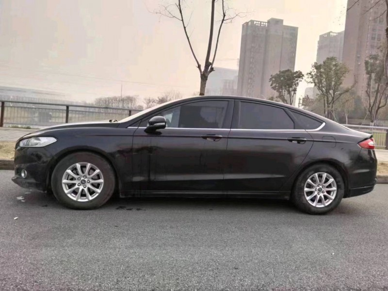 武汉16年福特蒙迪欧5