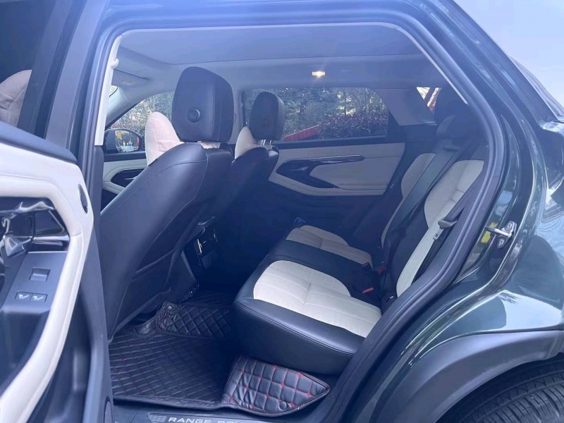 珠海21年路虎揽胜极光(进口)3