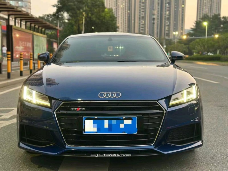 珠海18年奥迪TT1