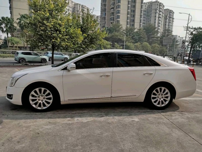 珠海17年凯迪拉克XTS8