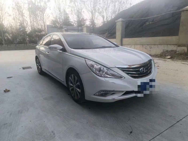 东营14年现代索纳塔八2