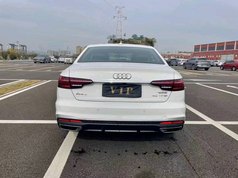 宜昌23年奧迪A4L9