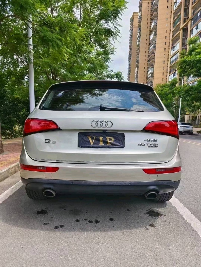 黔西南16年奧迪Q53