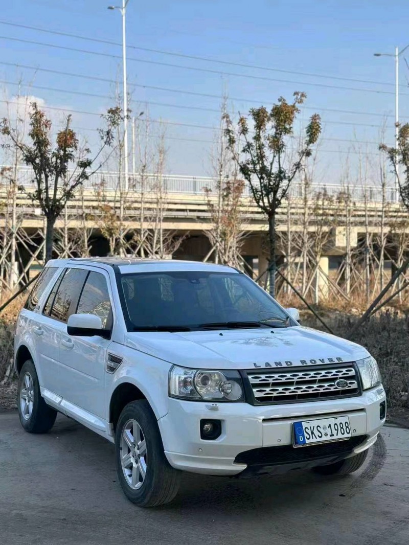 东营12年路虎神行者2