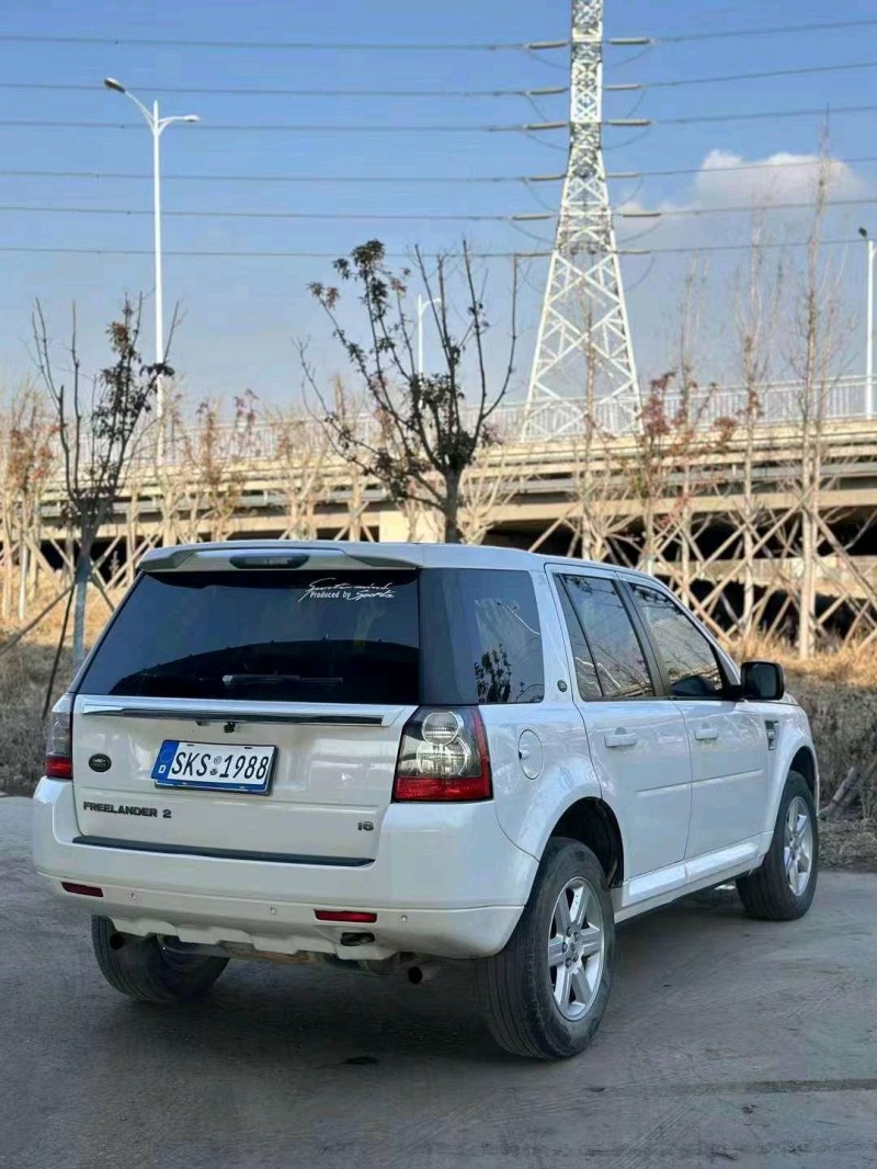 东营12年路虎神行者6