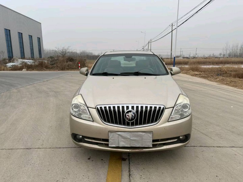 徐州13年别克凯越1