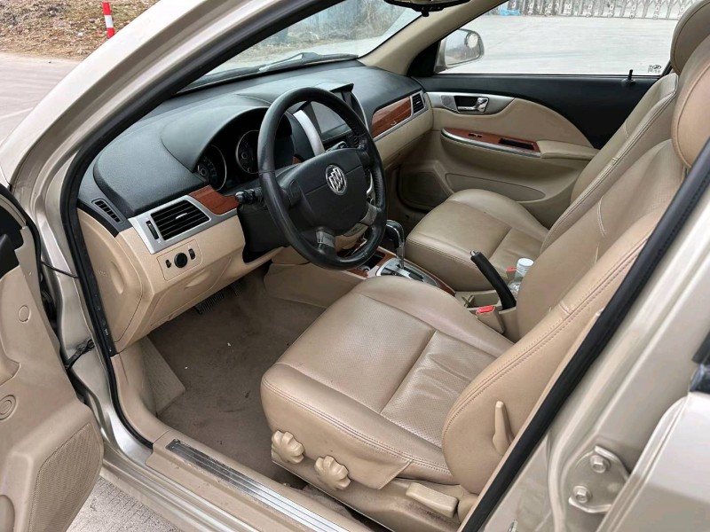 徐州13年别克凯越5