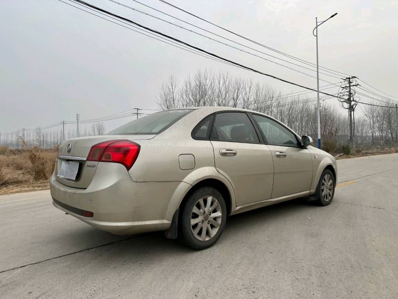 徐州13年别克凯越7