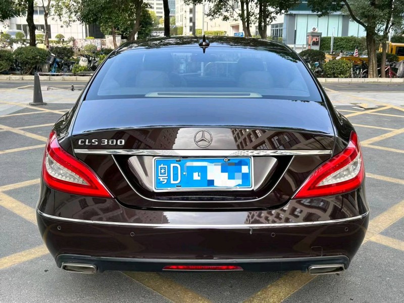 广州14年奔驰CLS9
