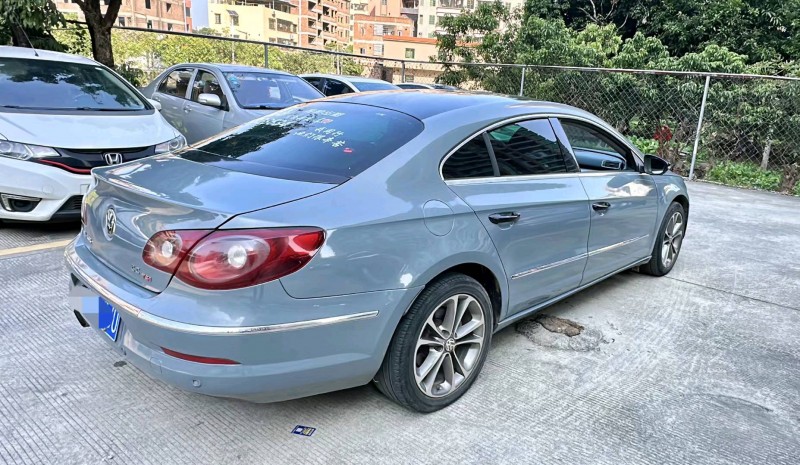 广州11年大众CC8