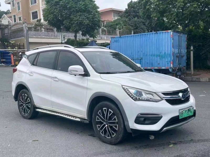 广州18年比亚迪宋新能源3