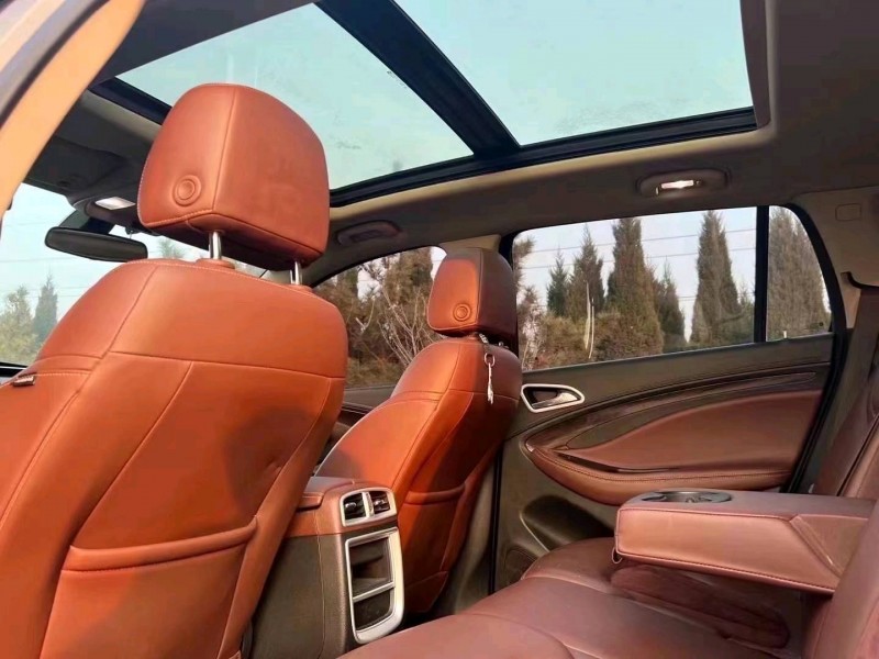 枣庄17年别克昂科威6