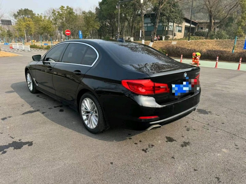 嘉兴19年宝马5系3