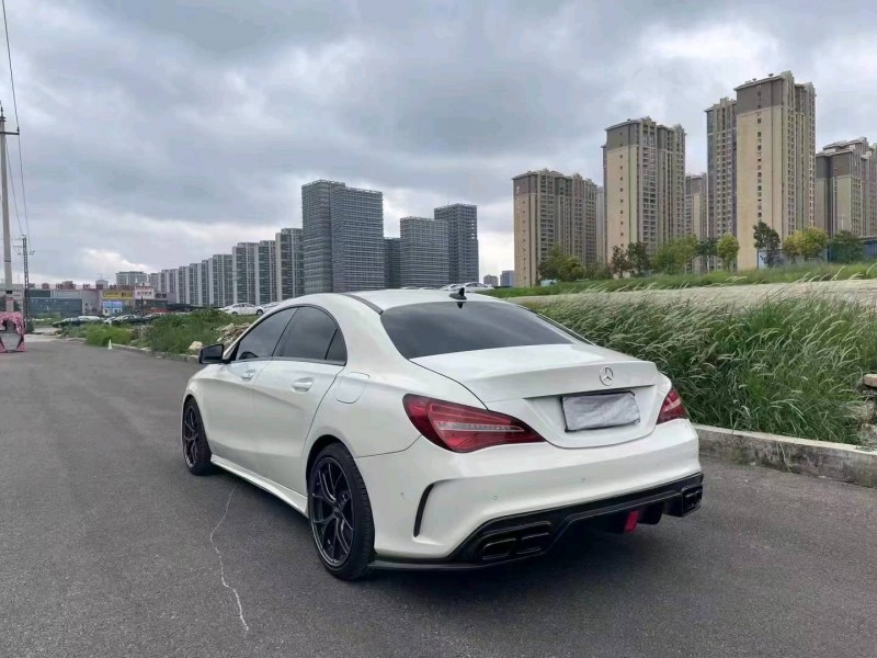 保山18年奔馳CLA9