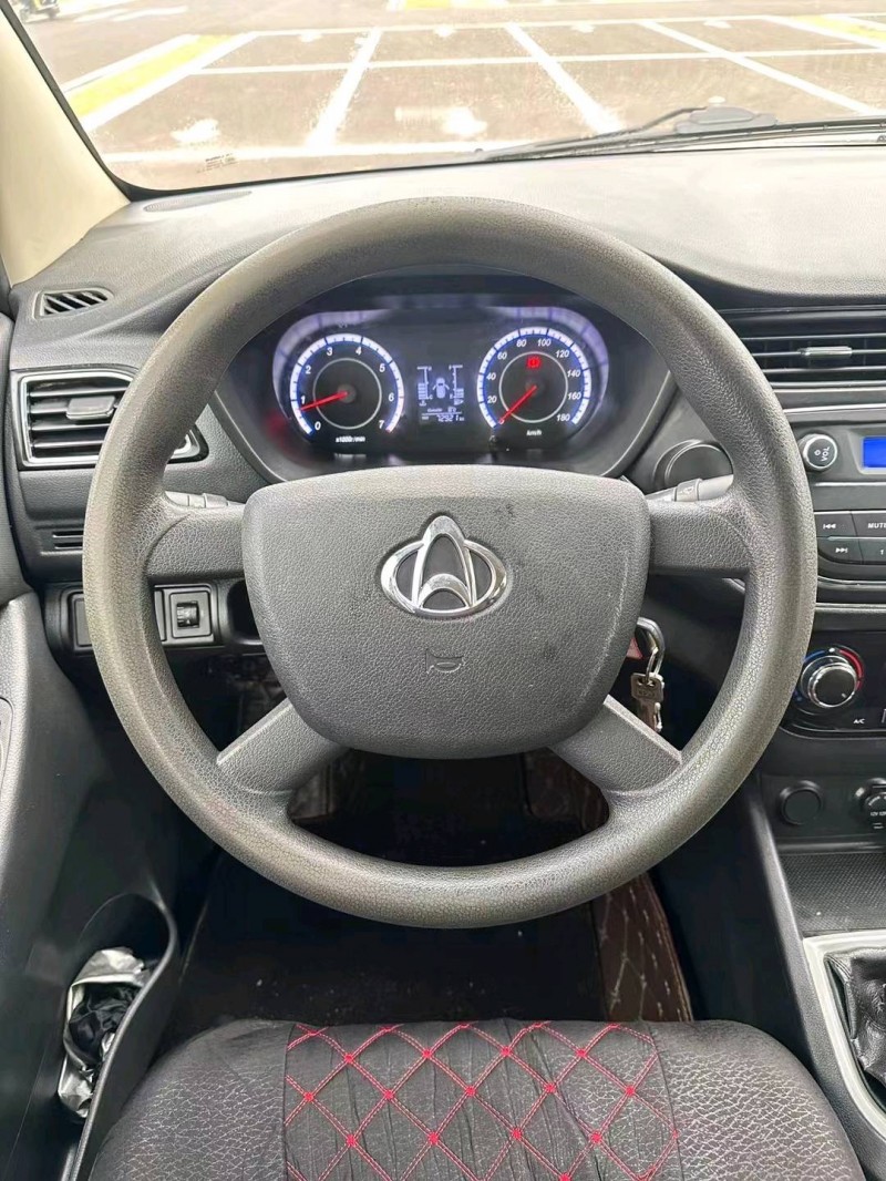 宜昌19年長安汽車歐諾6