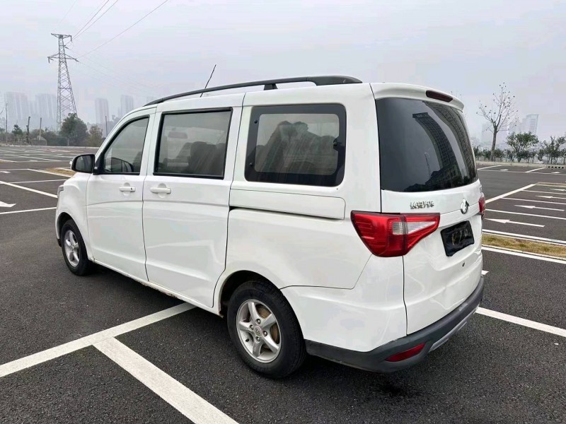 宜昌19年長安汽車歐諾8