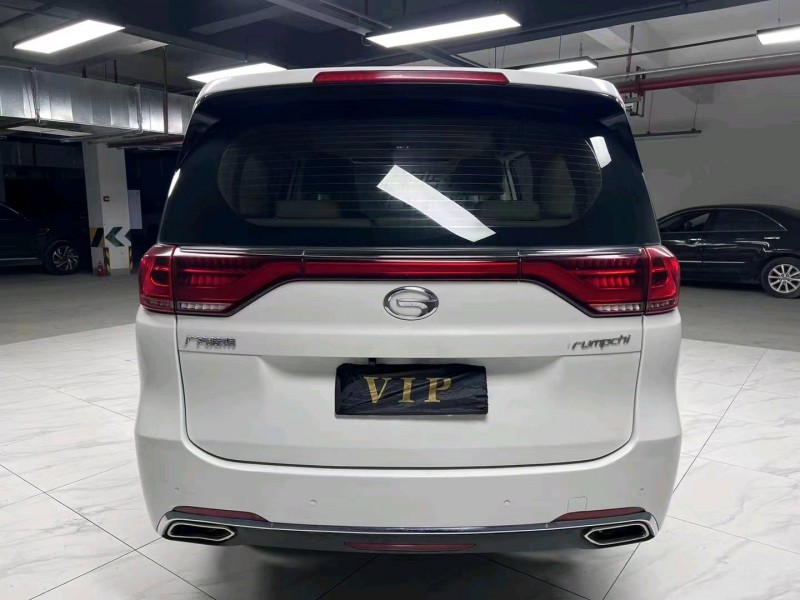 成都18年传祺M88