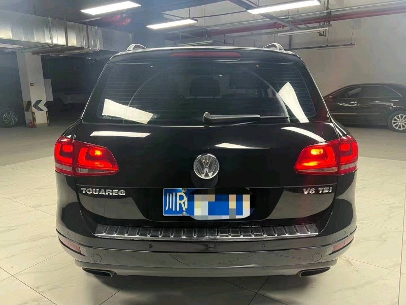 成都13年大众途锐8