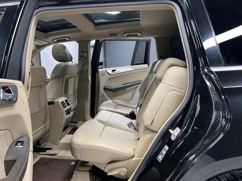 成都15年奔驰GL5