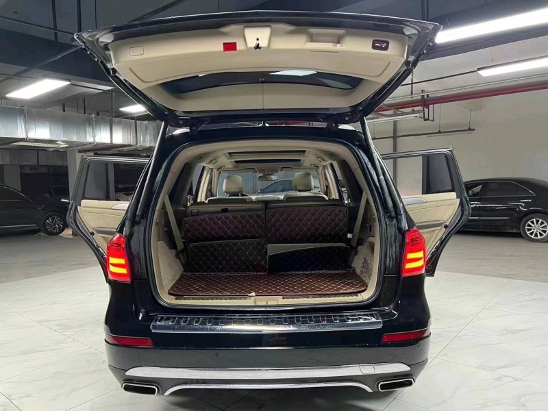 成都15年奔驰GL6