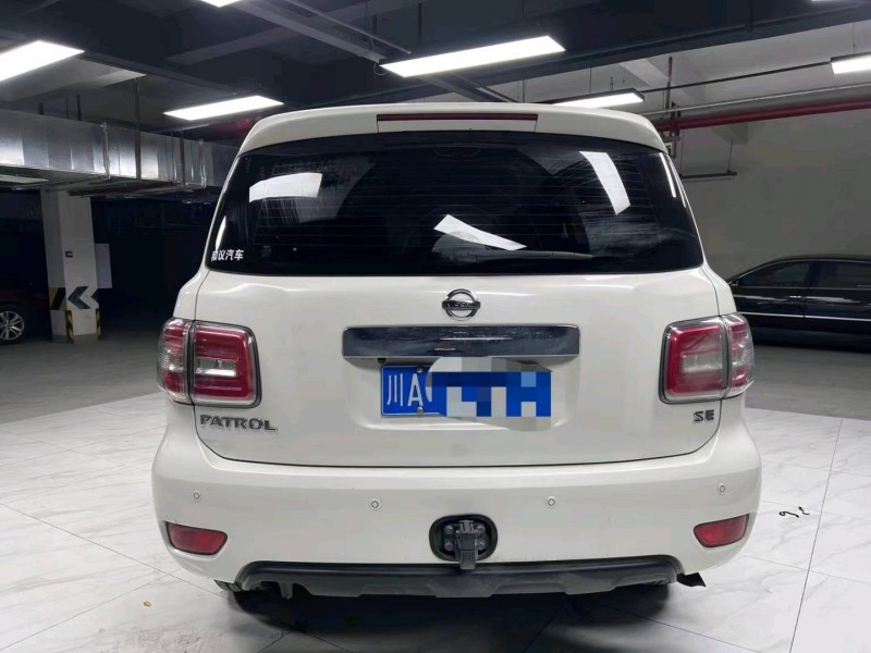 成都19年日产途乐7