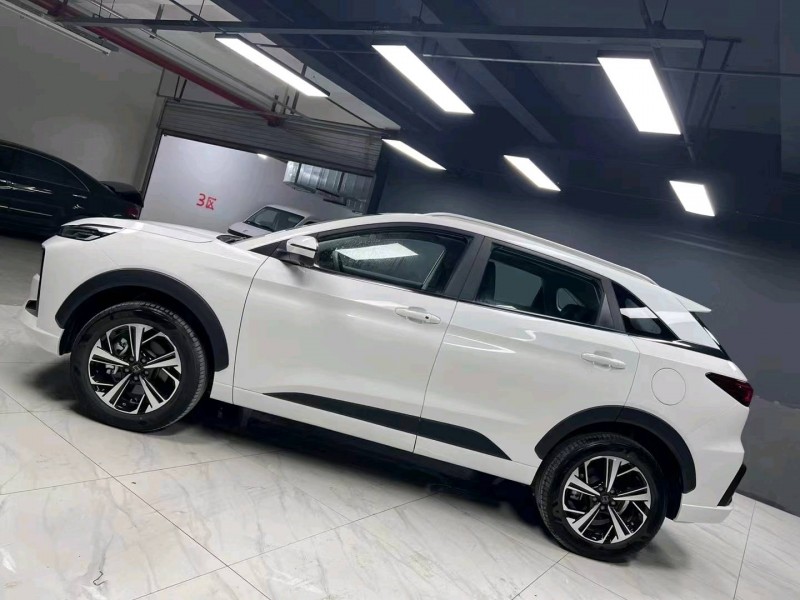 成都23年江淮思皓QX3