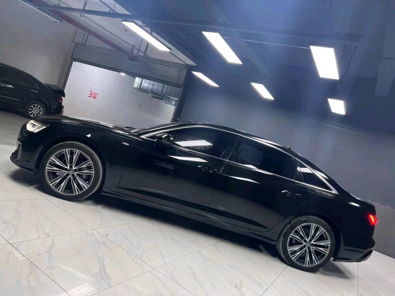 成都21年奥迪A6L3