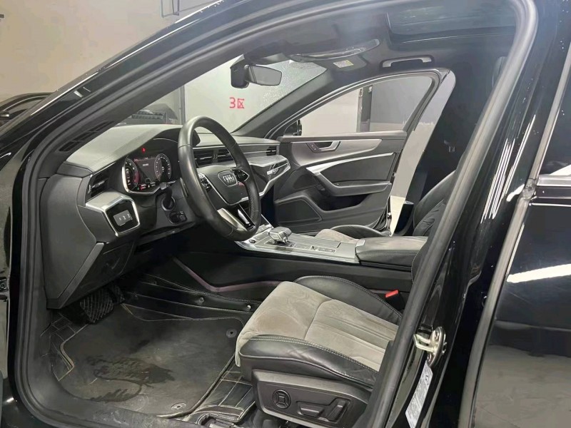 成都21年奥迪A6L4